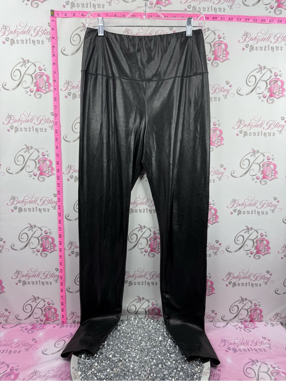 Wilfred free aritzia leggings tights shiny Black Faux Leather Pants Japan rare